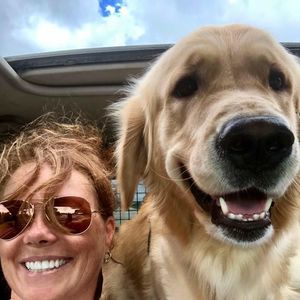 Meet your Posher, Dee